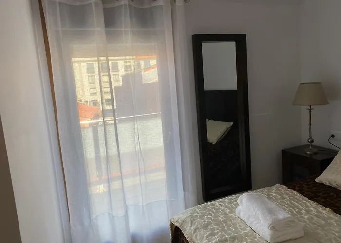 Atico En Pleno Centro En Cangas *